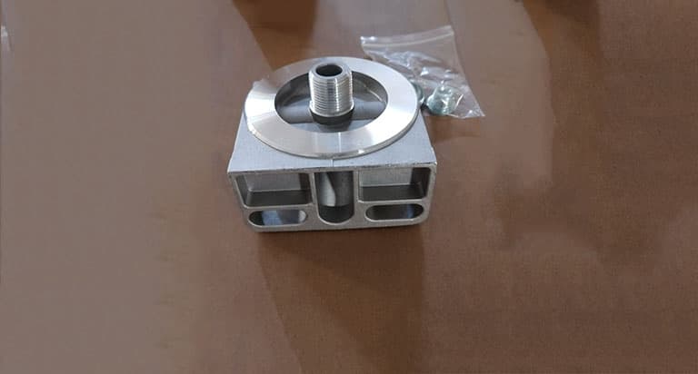 Secondary fuel filter seat