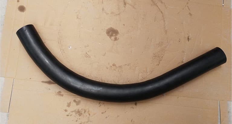 Radiator hose, upper