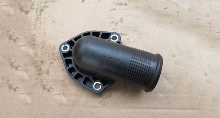 Water outlet connector