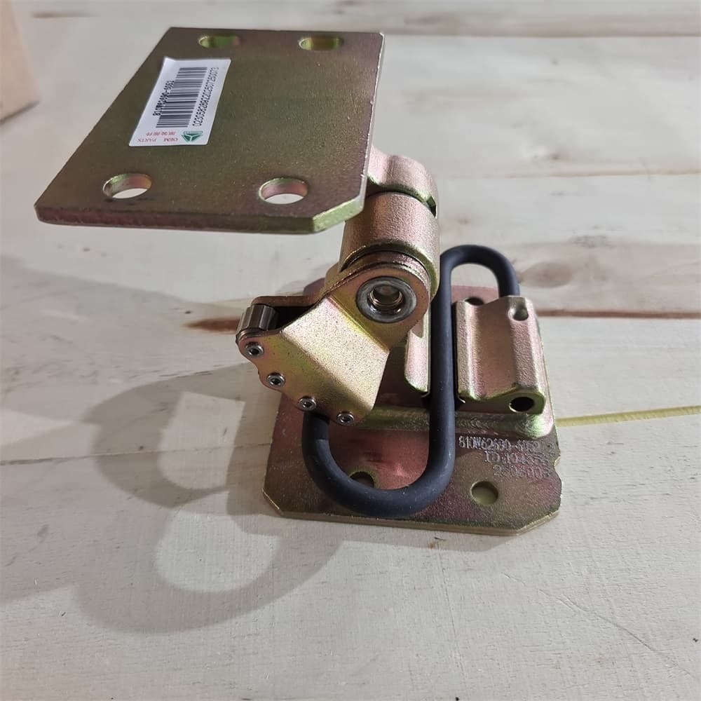 Door hinge upper right