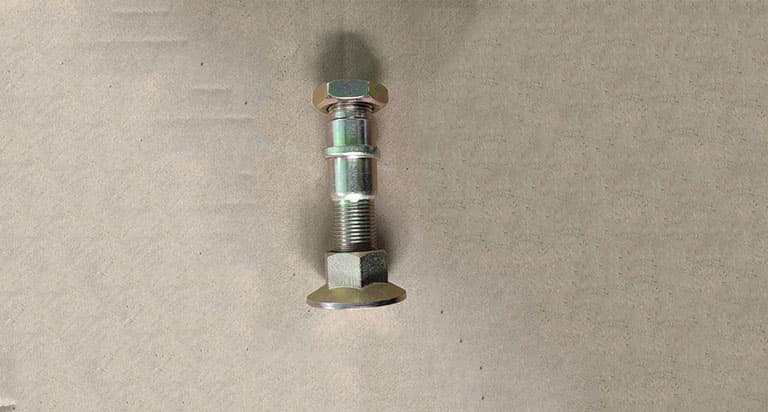 rear wheel bolt right