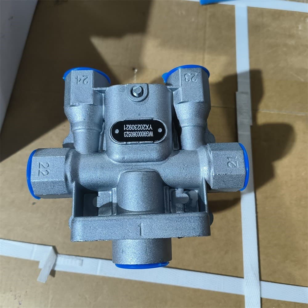 Four-circuit protection valve