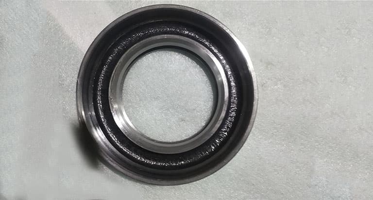 Oil seal seat