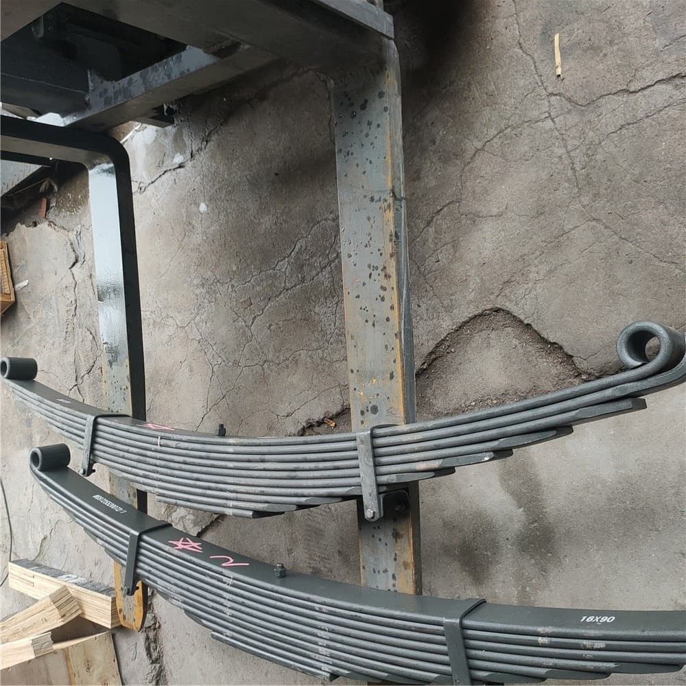 SINOTRUK front leaf spring WG9725520073