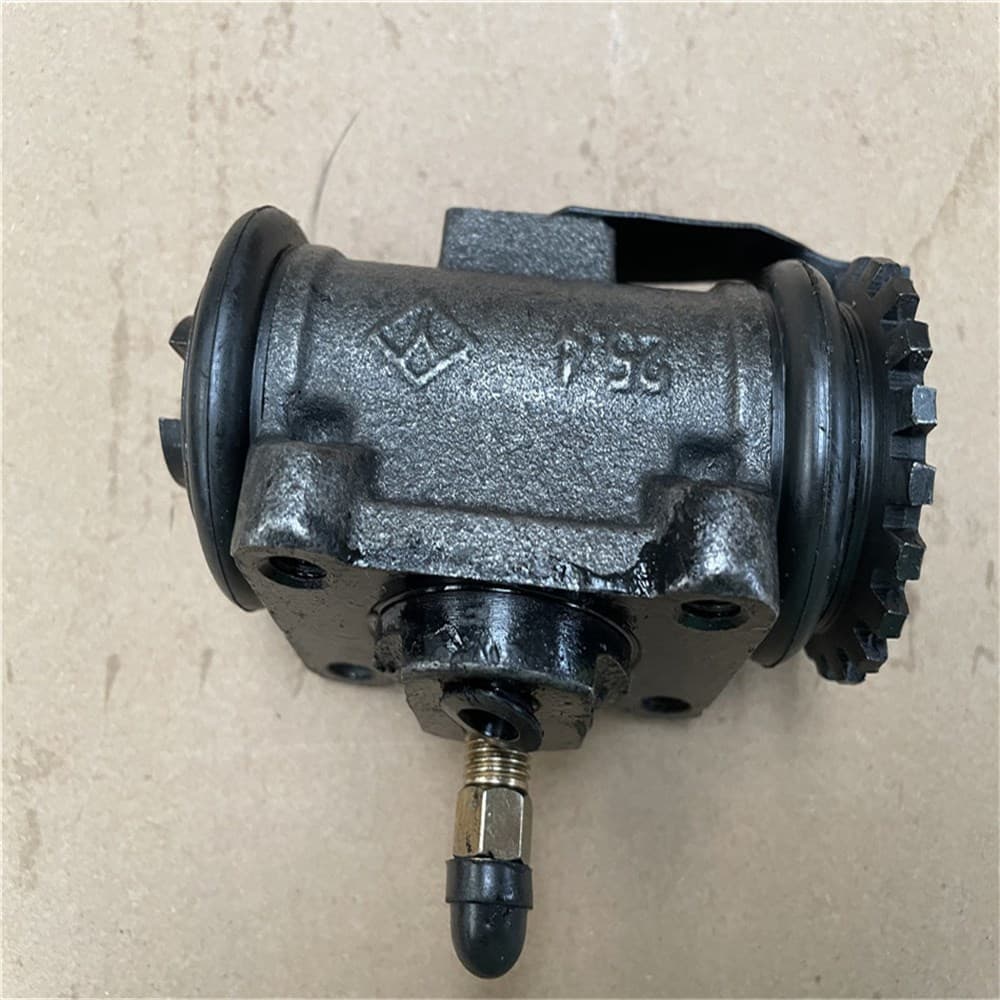 Правый нижний тормоз Slave Cylinder Assy