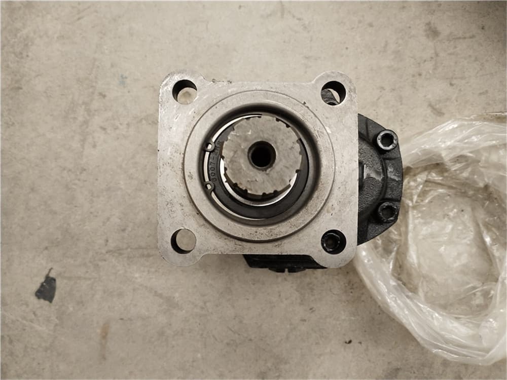 SINOTRUK lift pump 14571220C/14571200C/56260