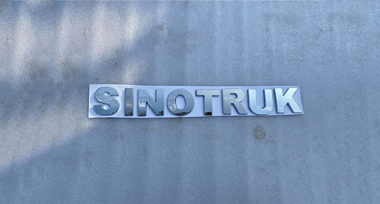 SINOTRUK Логотип Sinotruk передний WG1646950002