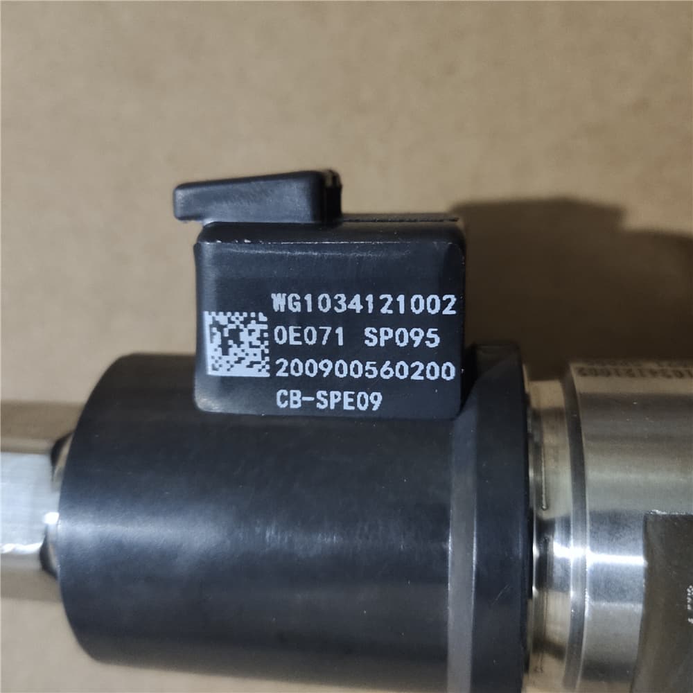 SINOTRUK Urea nozzle WG1034121002