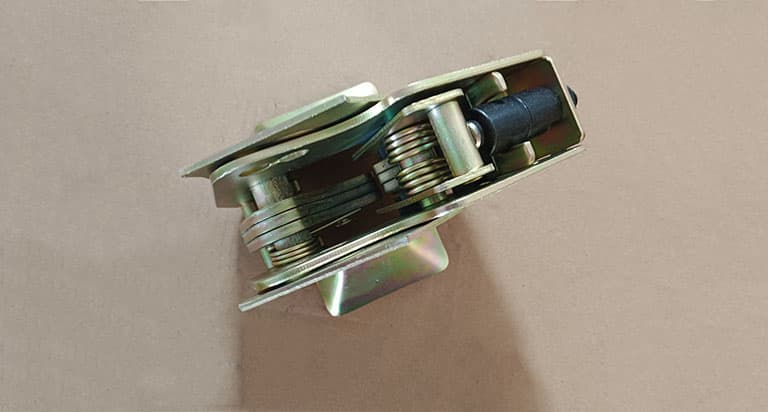 water compressor lock assembly with air spring (left)
