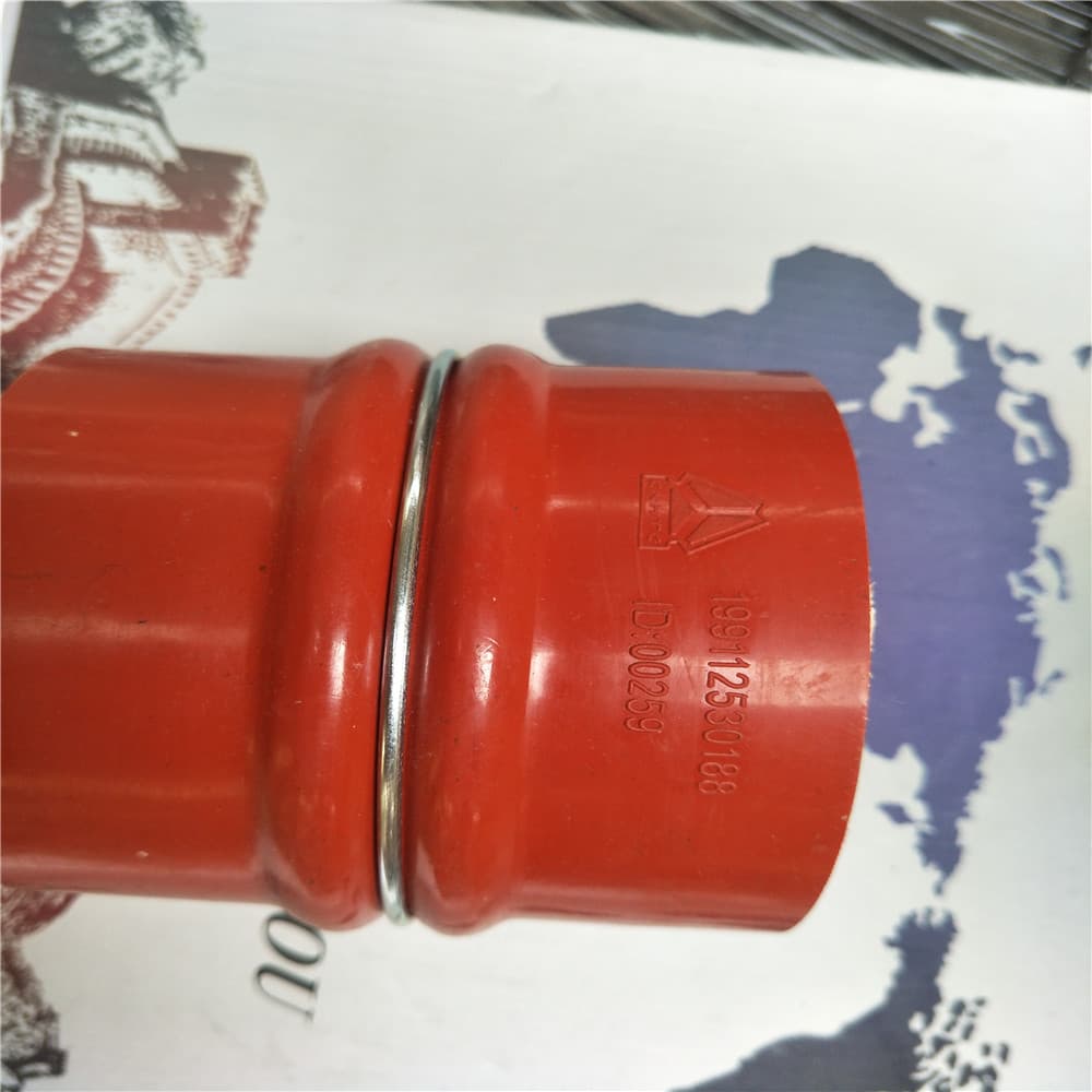 Intercooler connecting hose red