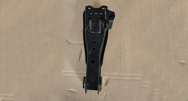 Left lower cross arm