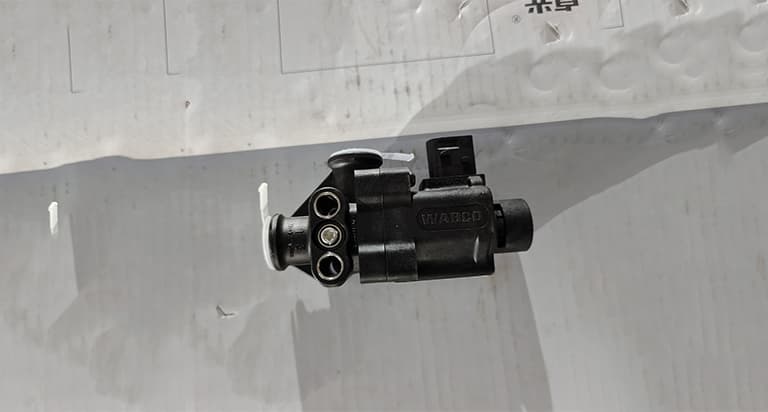 Solenoid valve