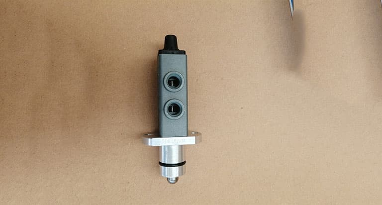 double H valve