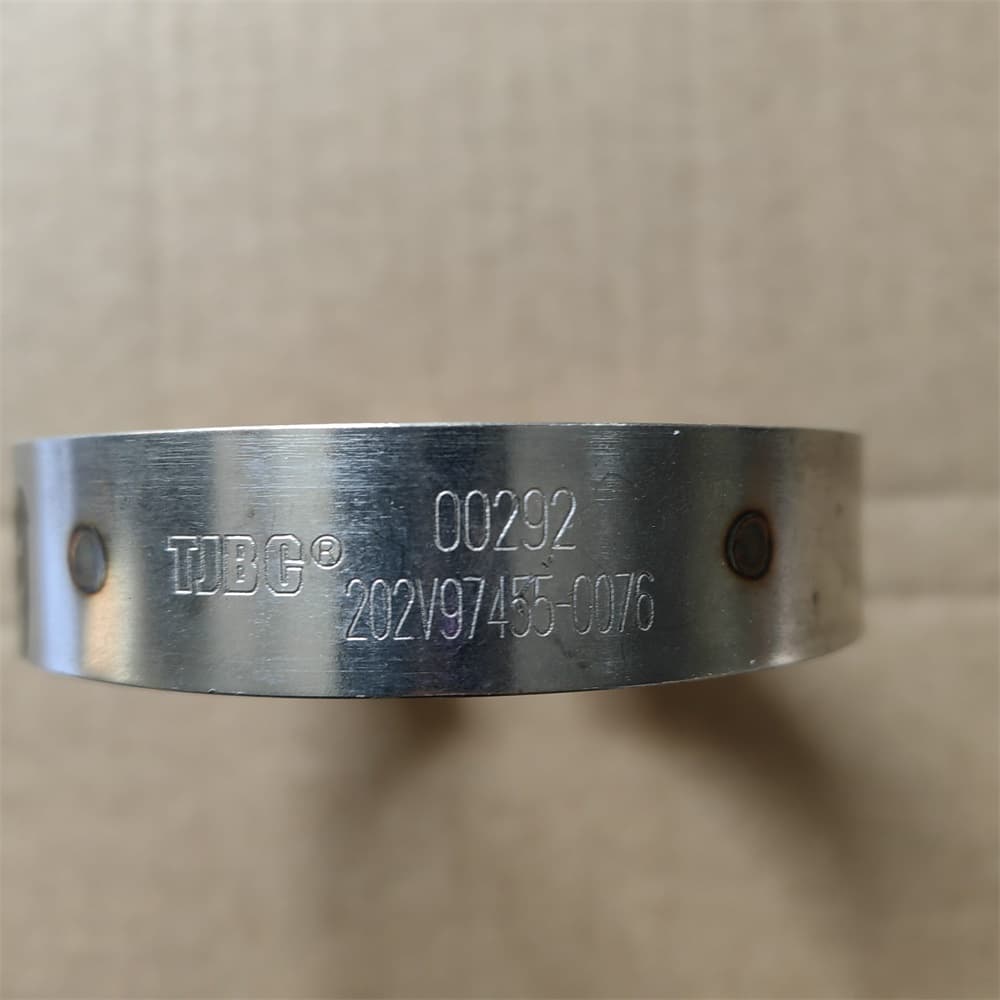 V-shaped clamp
