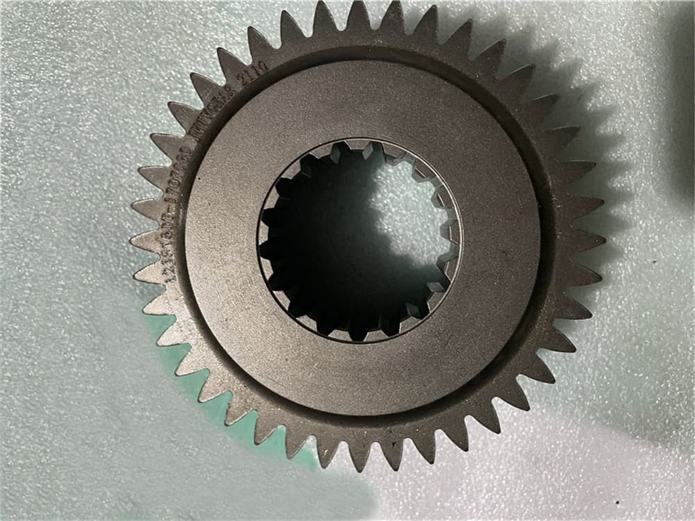 Auxiliary box drive gear