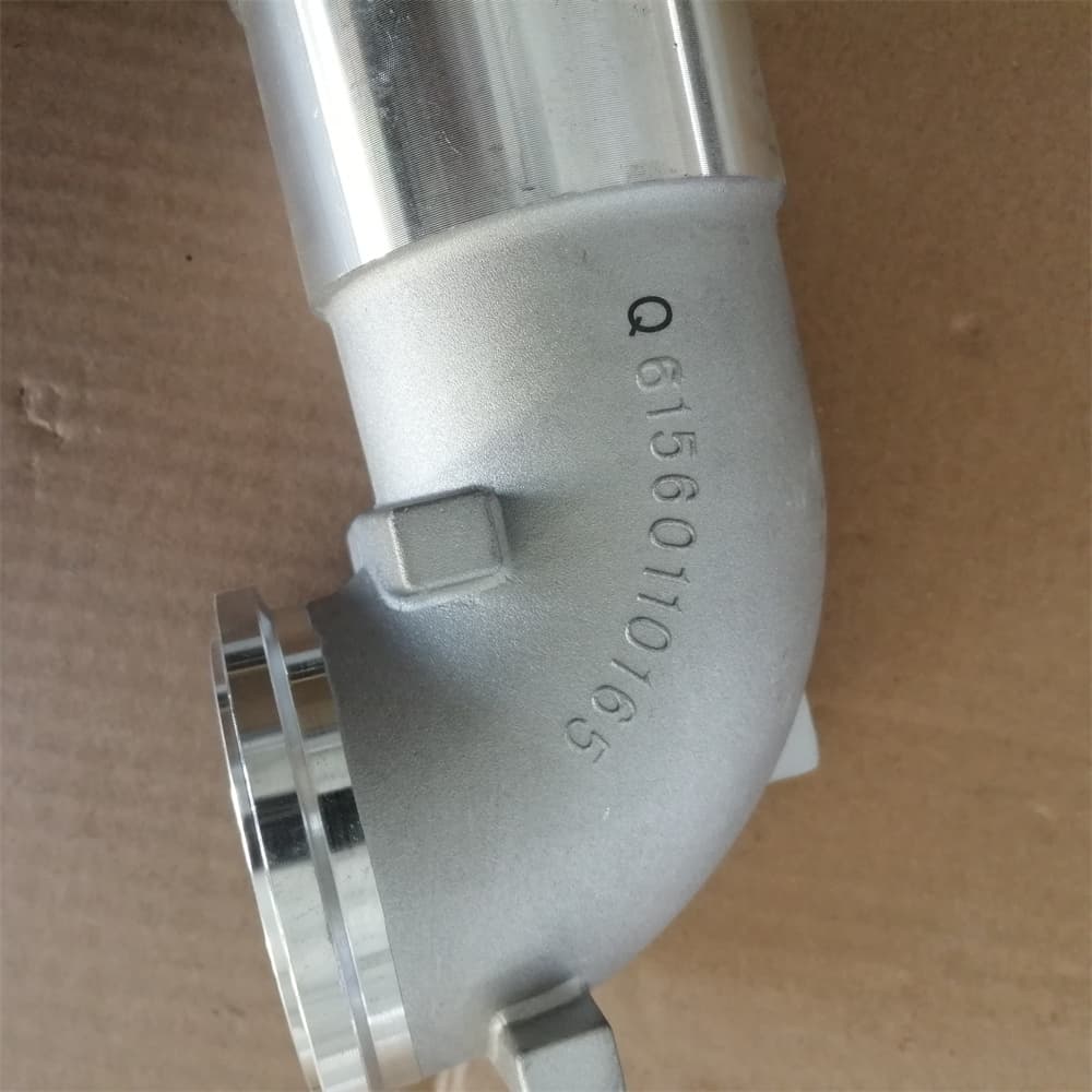 SINOTRUK Connecting pipe(патрубок) 61560110165