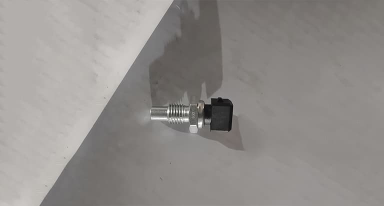Water temperature sensor