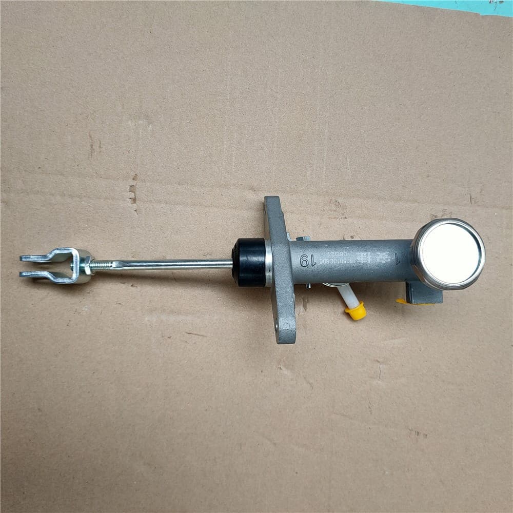 clutch master cylinder