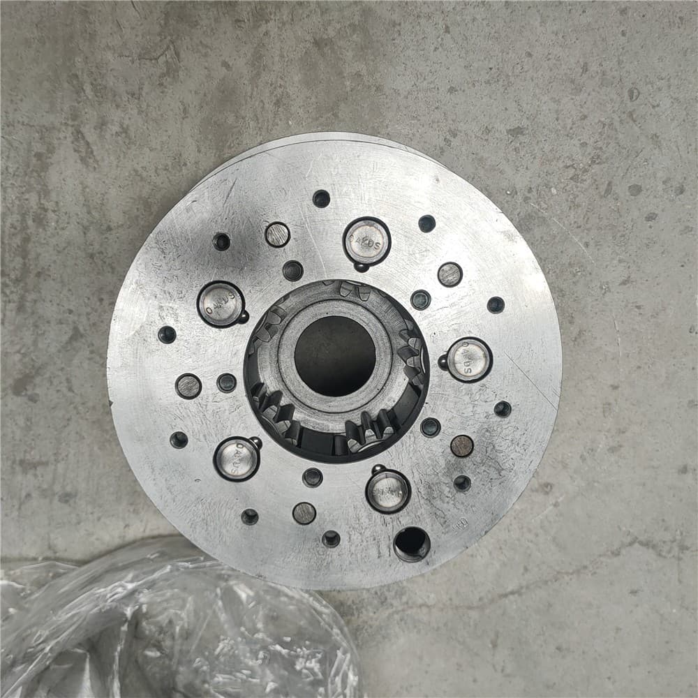 Wheel reducer assembly