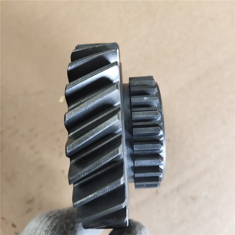 Two-axis gear