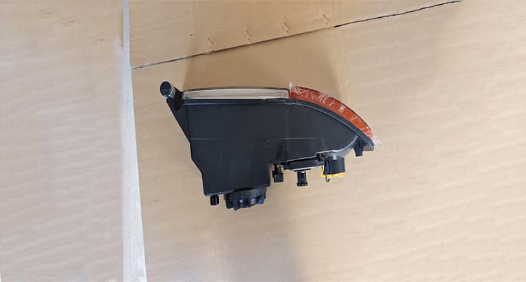 right front fog light