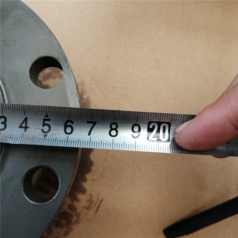 Фланец D=165 8 отверстий крупный (8) шлиц H=70