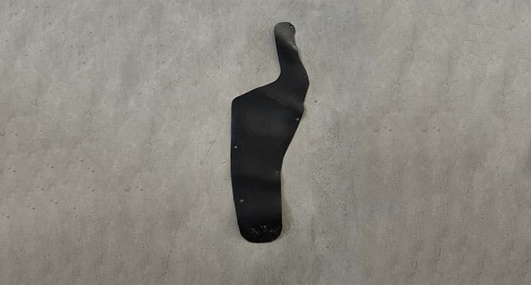 LEFT MUDGUARD APRON 2