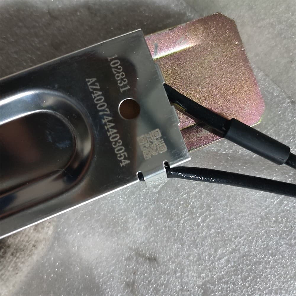 Sensor