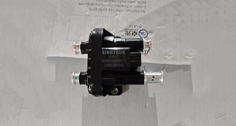 SINOTRUK Electric directional control valve WG9925550807