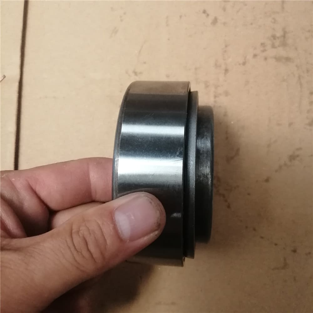Main gear inner bearing