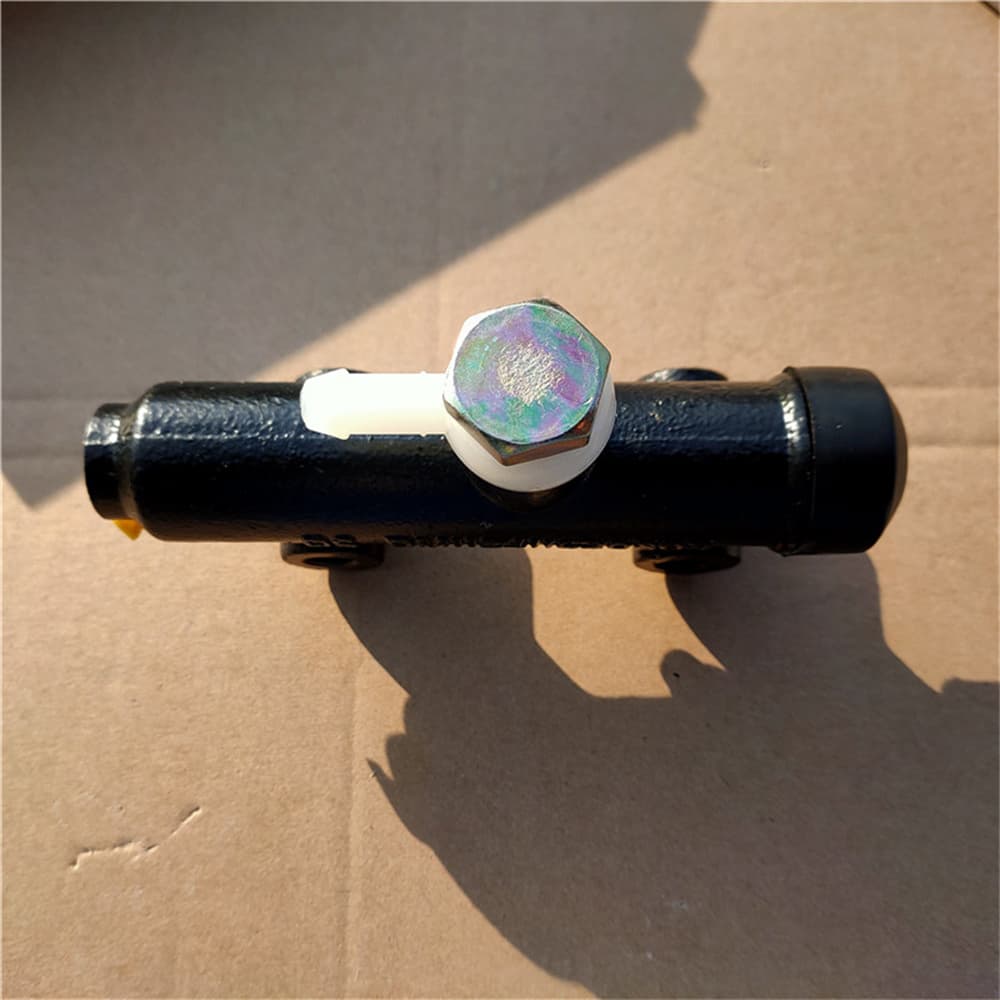 FOTON Clutch master cylinder 1124116300003