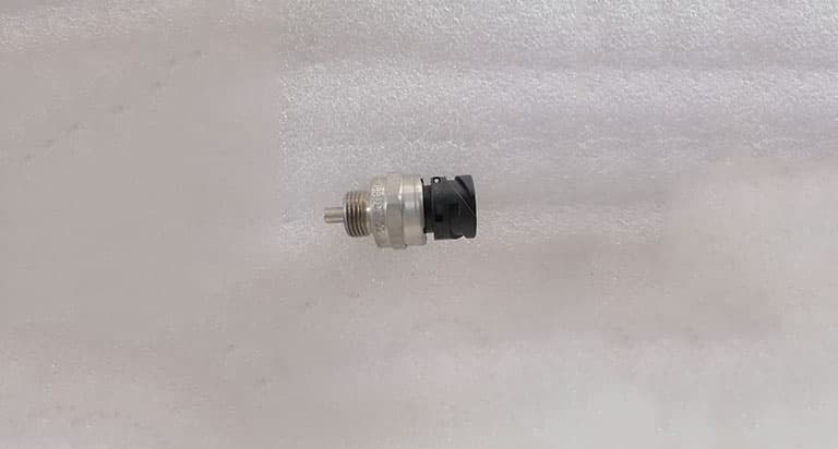 Reverse gear sensor