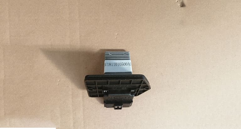FOTON резистор V1811010500A0