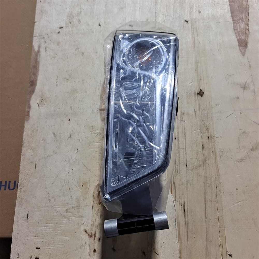 Left fog light (non-LED)