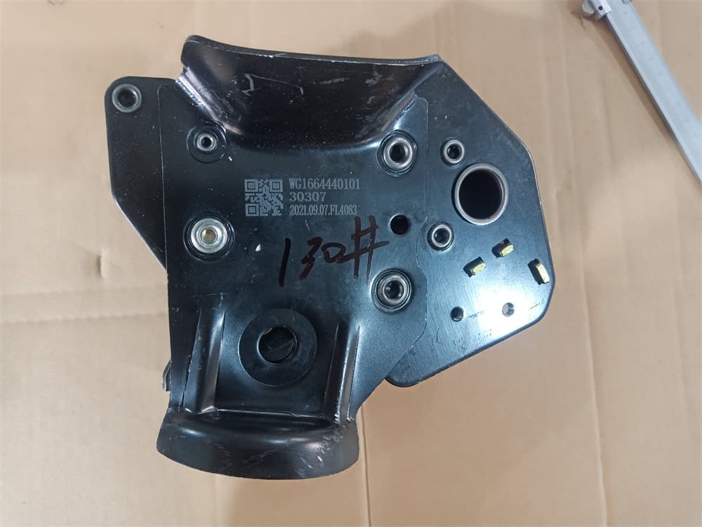 Hydraulic lock assembly
