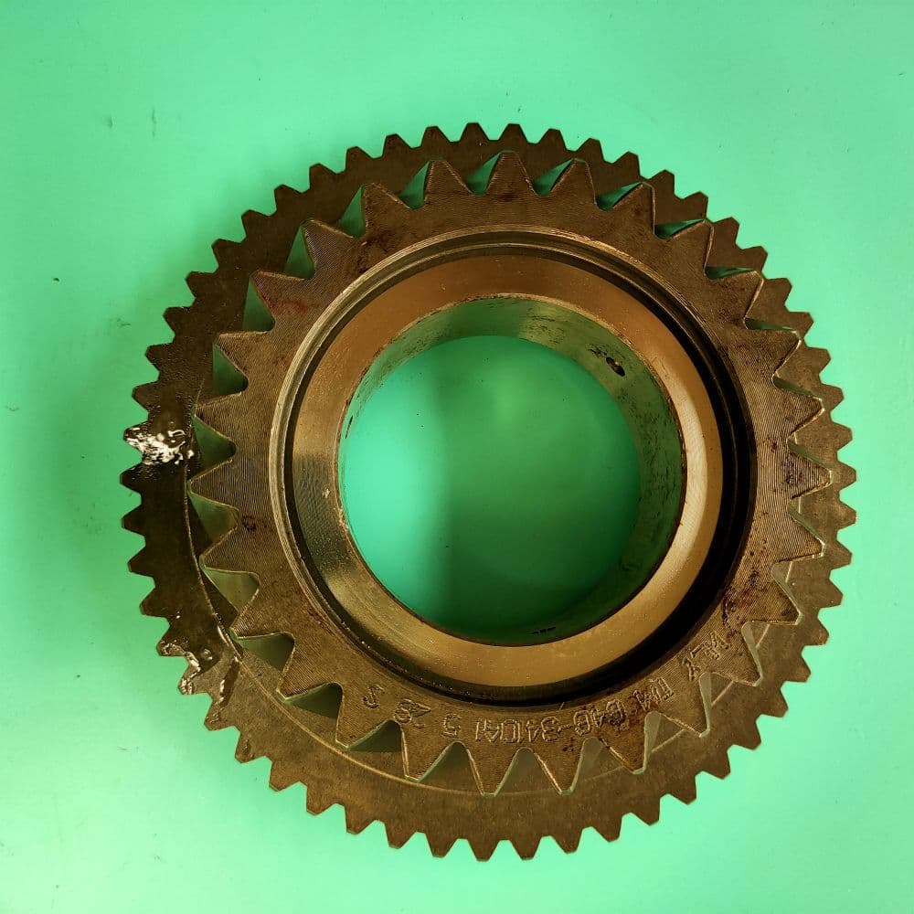 Output shaft 4th speed gear