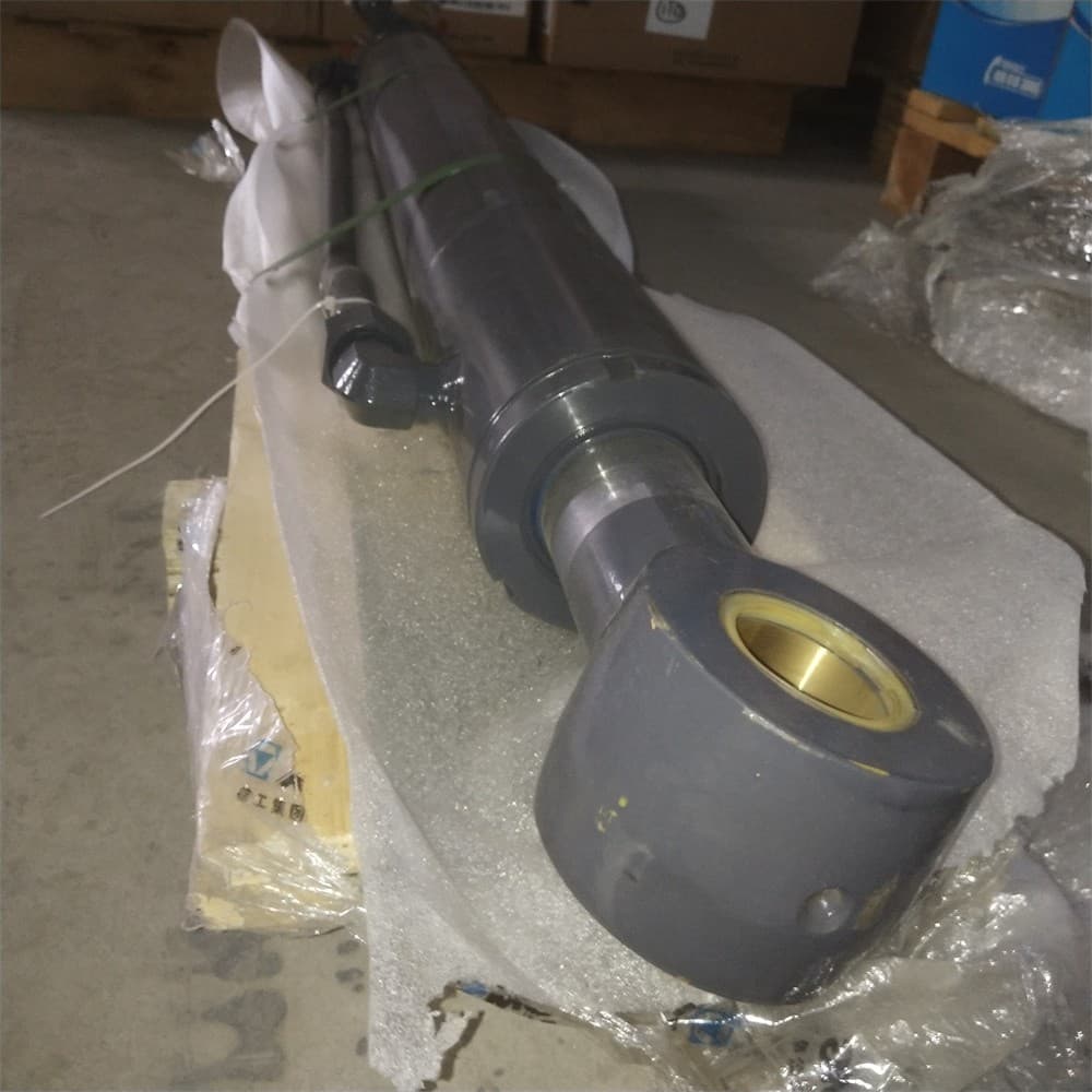 Ковшовый масляный цилиндр