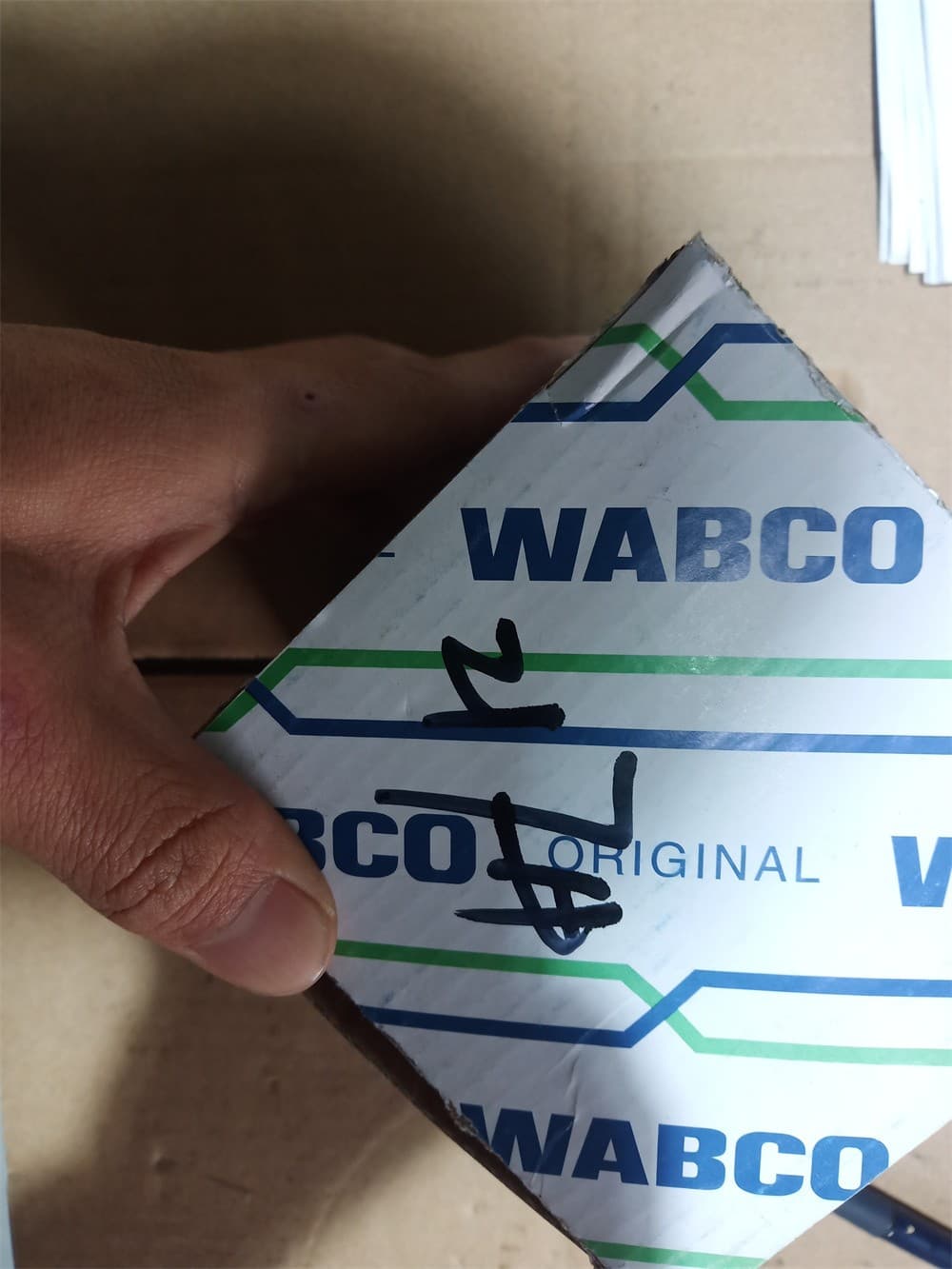 ABS relay valve