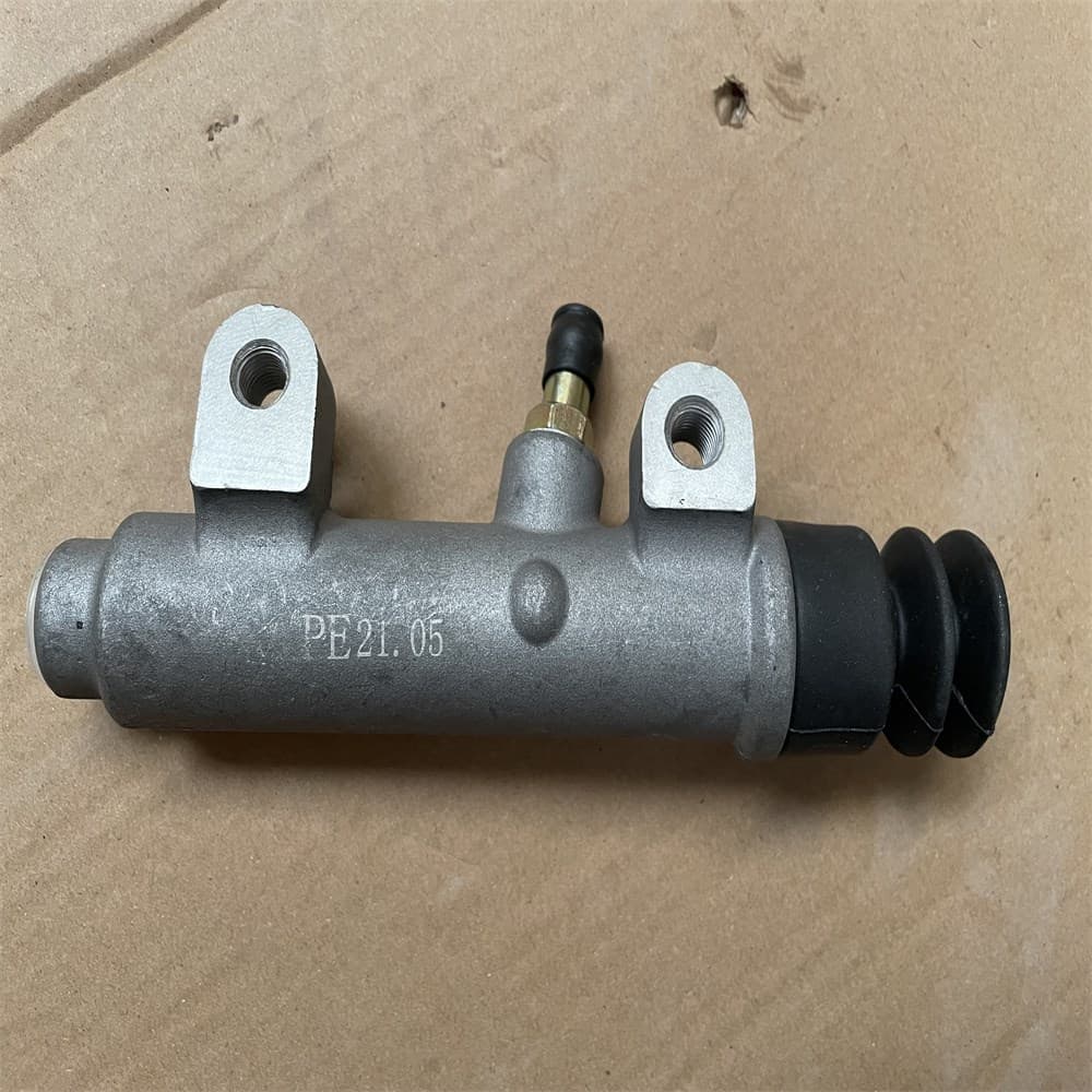 clutch master cylinder