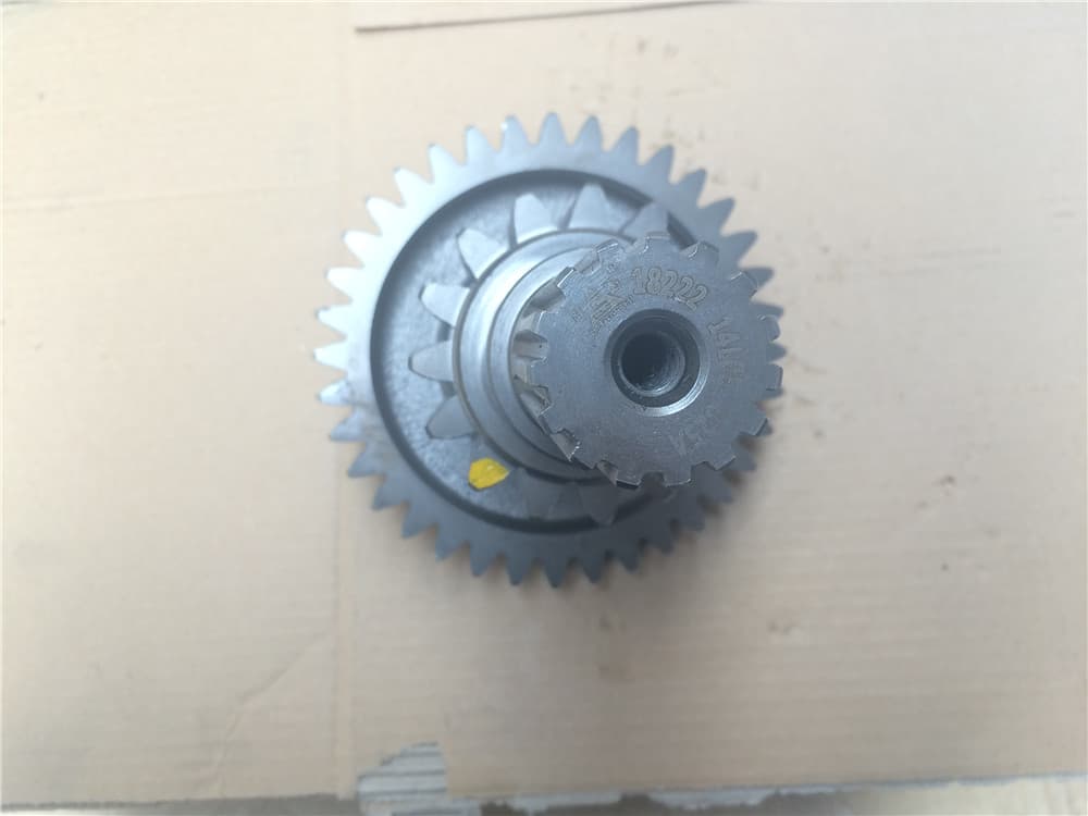 SHAANXI auxiliary gearbox shaft (long） 18222, 8870