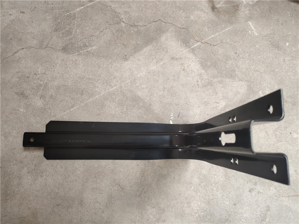 fuel tank bracket