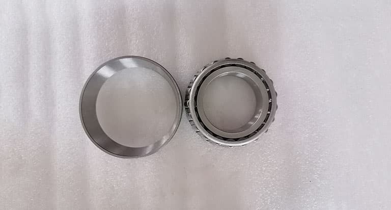 FOTON Roller bearing (63,500X112,712X30,162) 0735.372.115