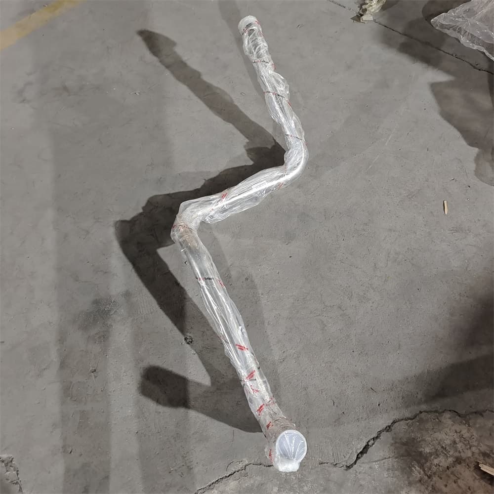 Radiator outlet pipe