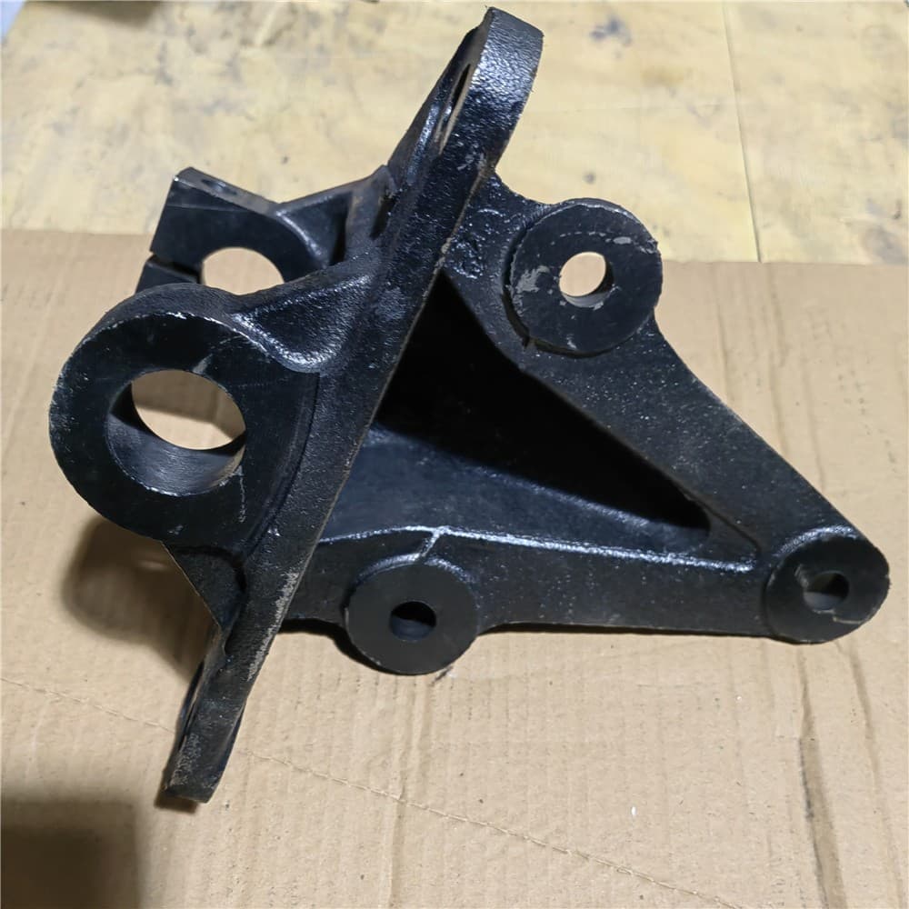 Front spring rear bracket