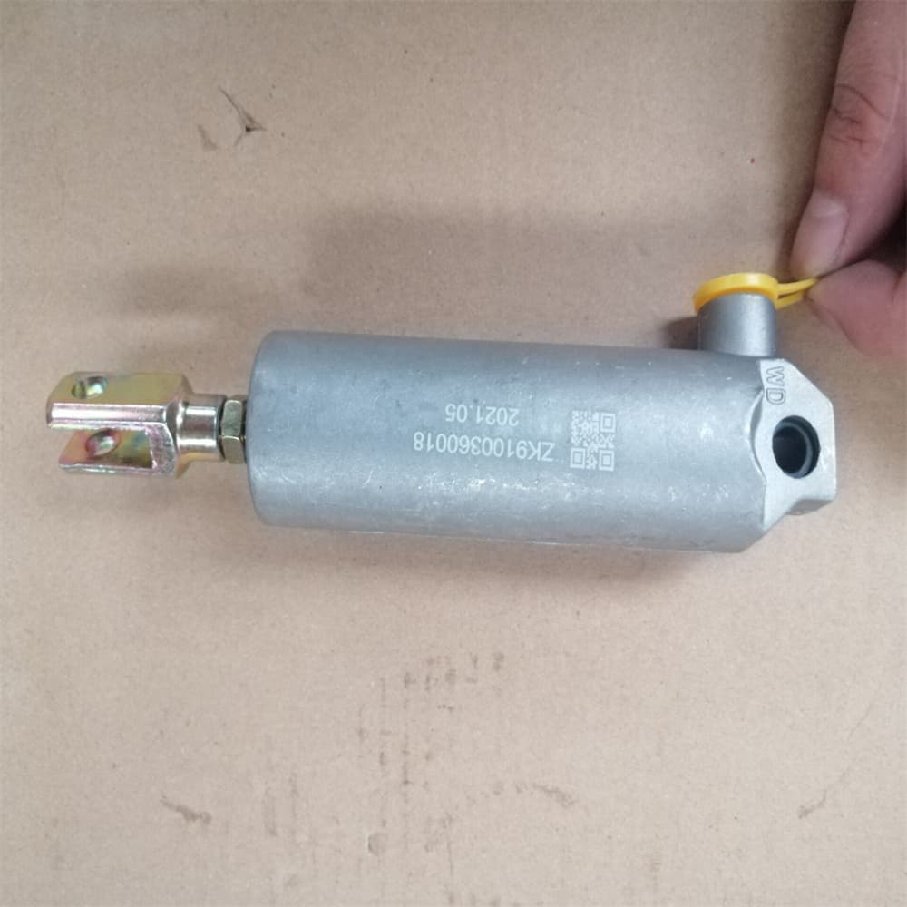 SINOTRUK power cylinder 179100360018