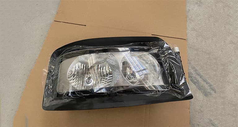 T5G front right headlamp