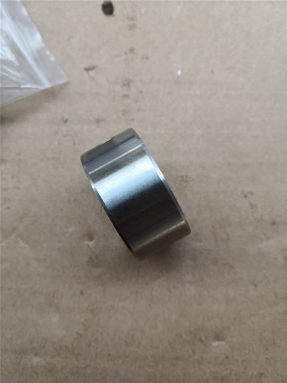 Camshaft bushing