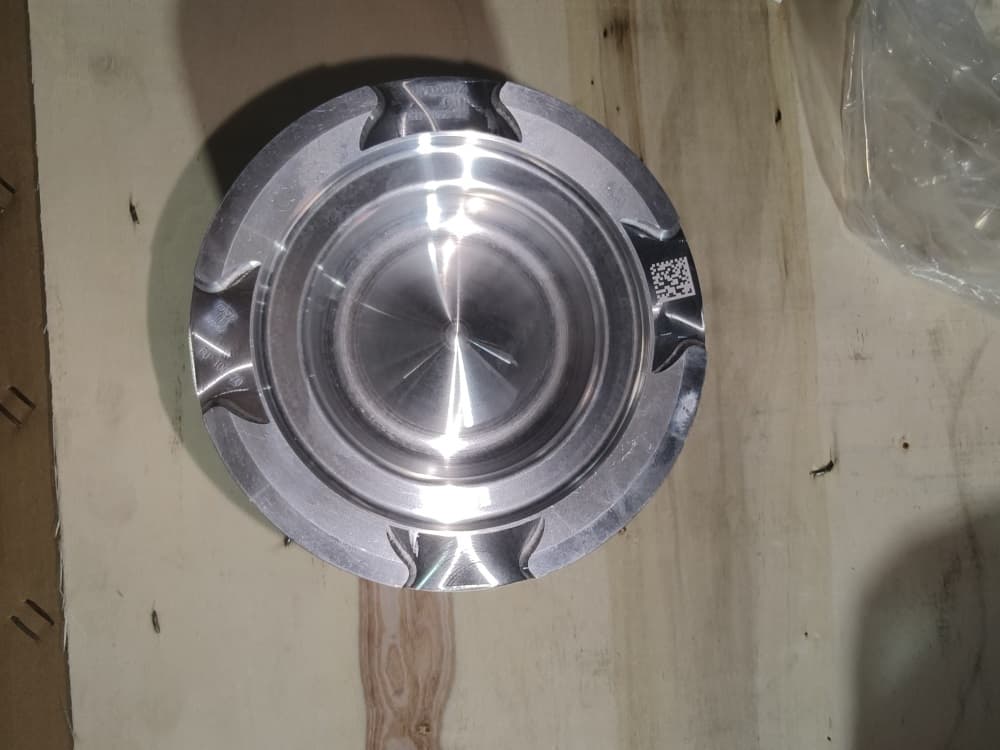 Piston