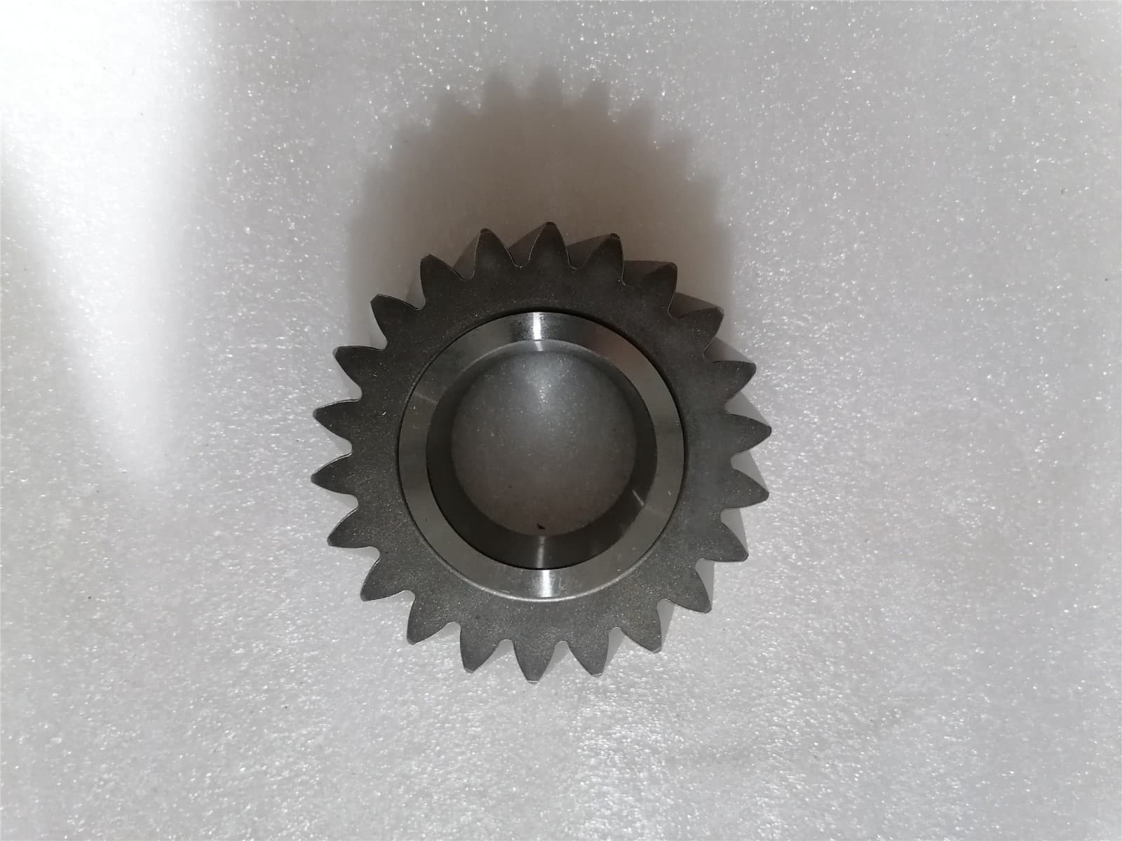Reverse middle gear