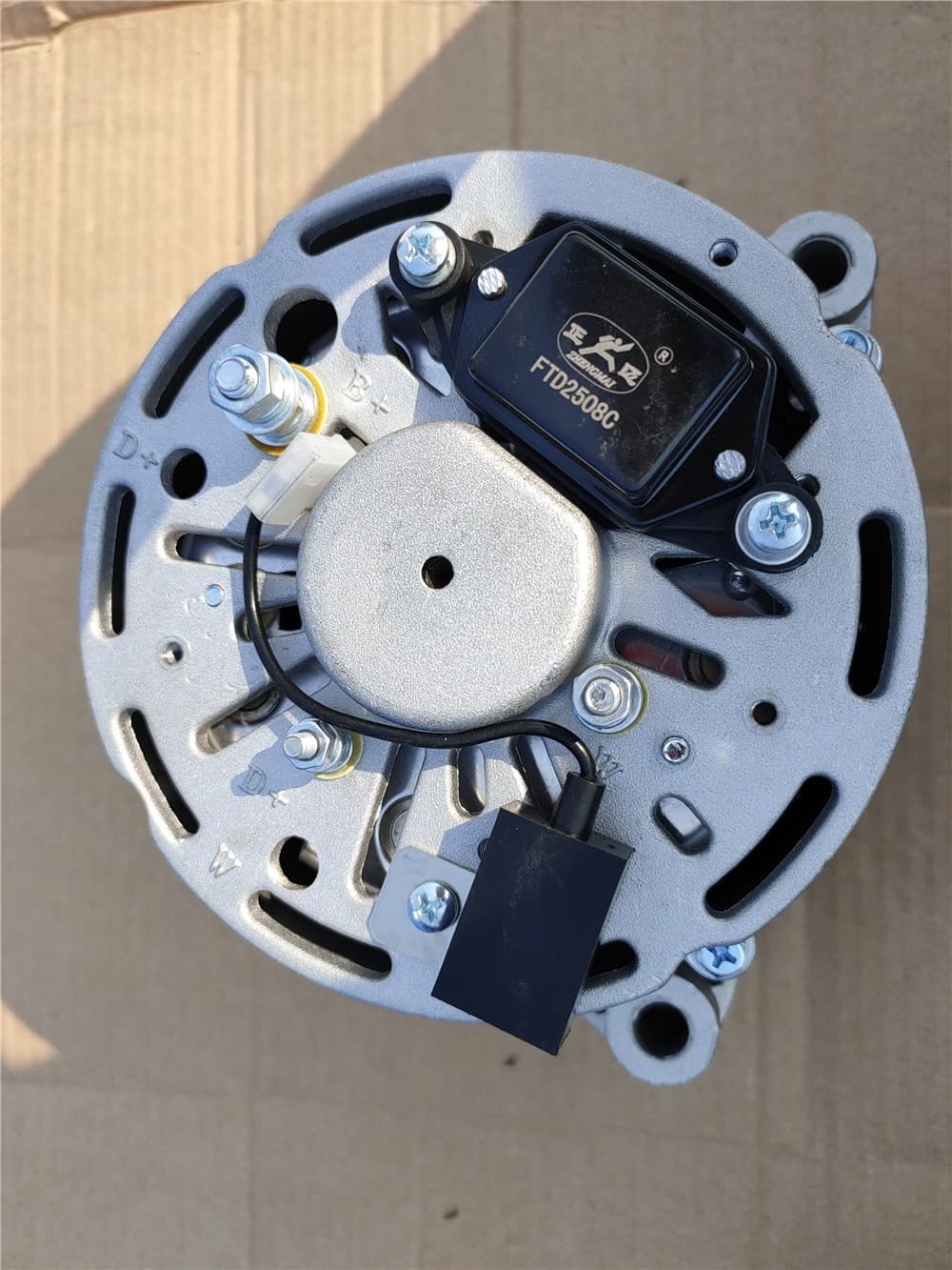 Gnerator WD615 JFZ221G 28V, 35A